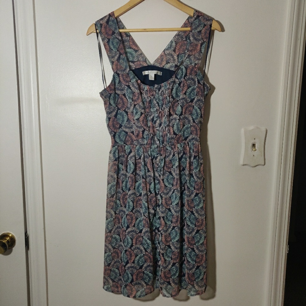 🌸 LC Lauren Conrad shell print button down dress